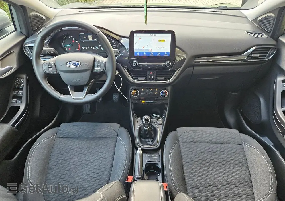 FORD Puma 1.0 EcoBoost Hybrid TITANIUM DESIGN