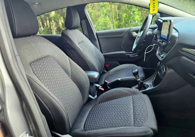 FORD Puma 1.0 EcoBoost Hybrid TITANIUM DESIGN
