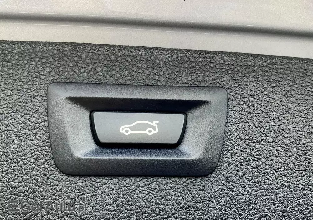 BMW Seria 3 320d xDrive M Sport