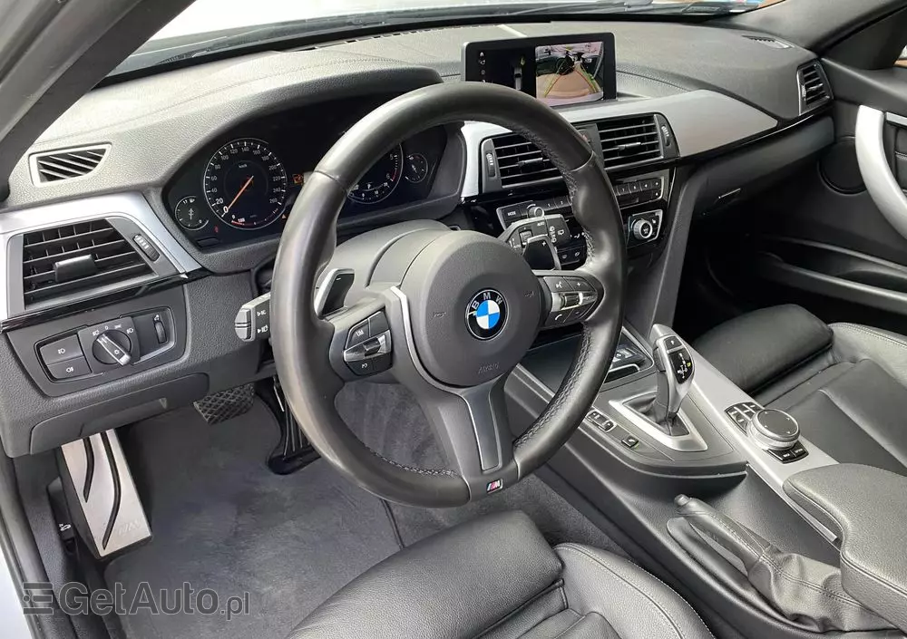 BMW Seria 3 320d xDrive M Sport