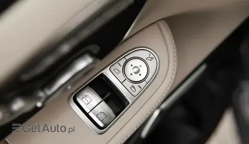 MERCEDES-BENZ Klasa V 