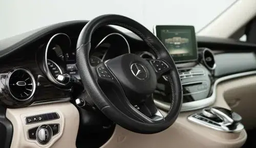 MERCEDES-BENZ Klasa V 