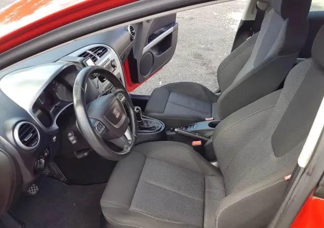 SEAT Leon 2.0 TDI DPF Sport