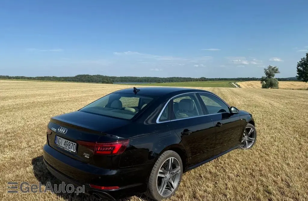 AUDI A4 