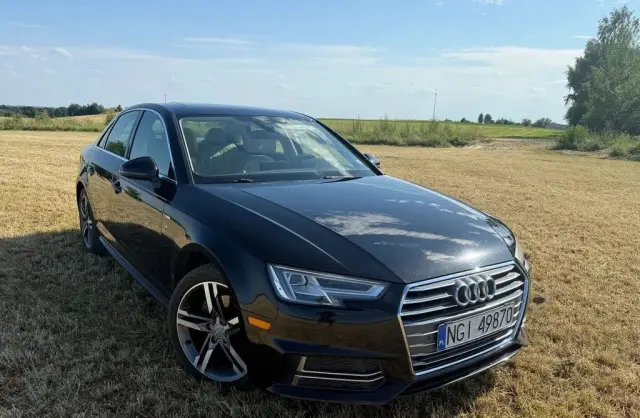 AUDI A4 