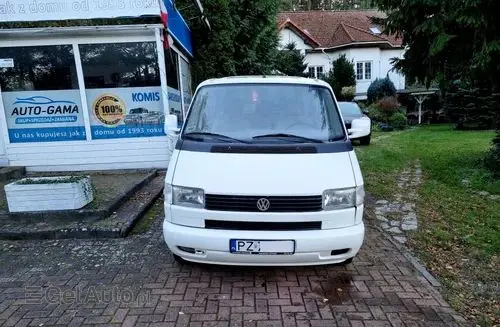 VOLKSWAGEN Caravelle 