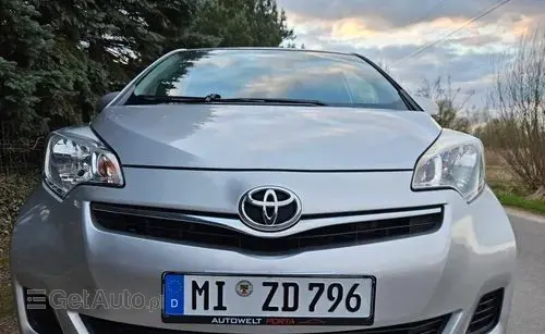 TOYOTA Verso-S 