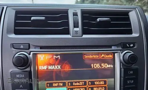 TOYOTA Verso-S 