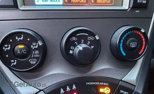 TOYOTA Verso-S 