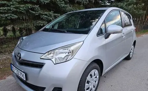 TOYOTA Verso-S 