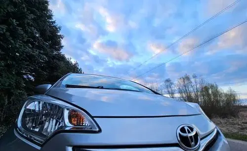 TOYOTA Verso-S 