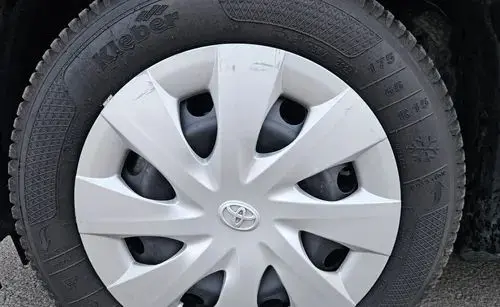 TOYOTA Verso-S 