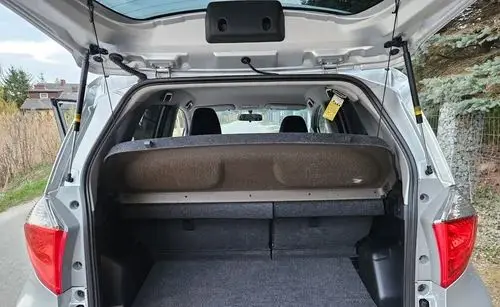 TOYOTA Verso-S 