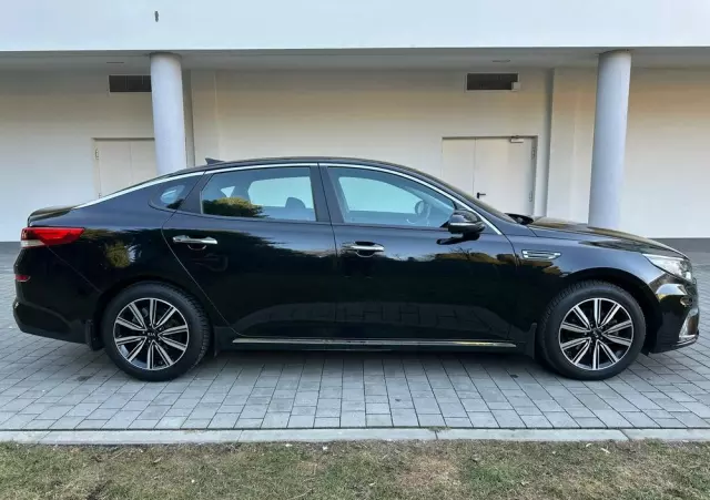 KIA Optima 
