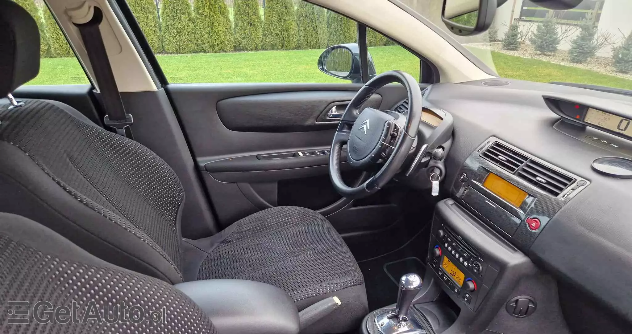 CITROËN C4 1.6 HDi FAP EGS6 Exclusive