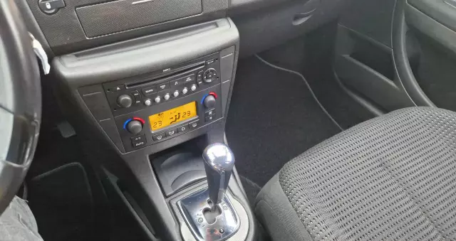 CITROËN C4 1.6 HDi FAP EGS6 Exclusive