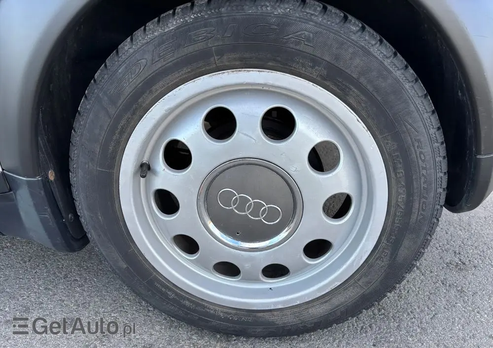 AUDI A2 