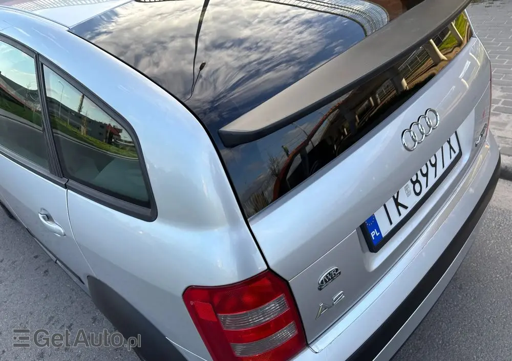AUDI A2 