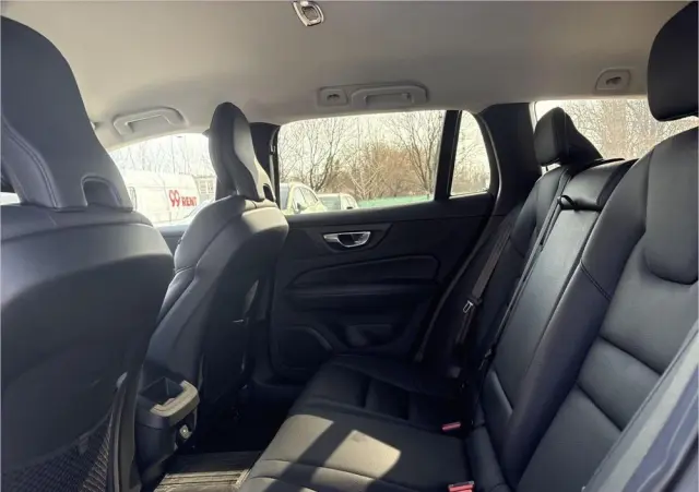 VOLVO V60 B3 B Plus Bright