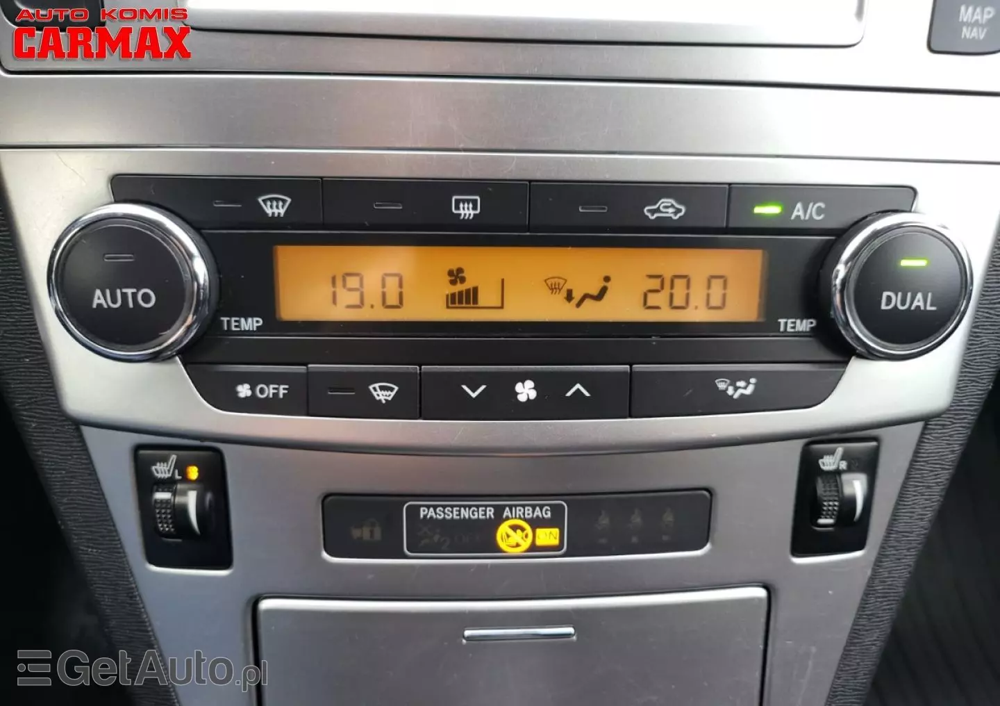 TOYOTA Avensis Touring Sports 1.8 Executive