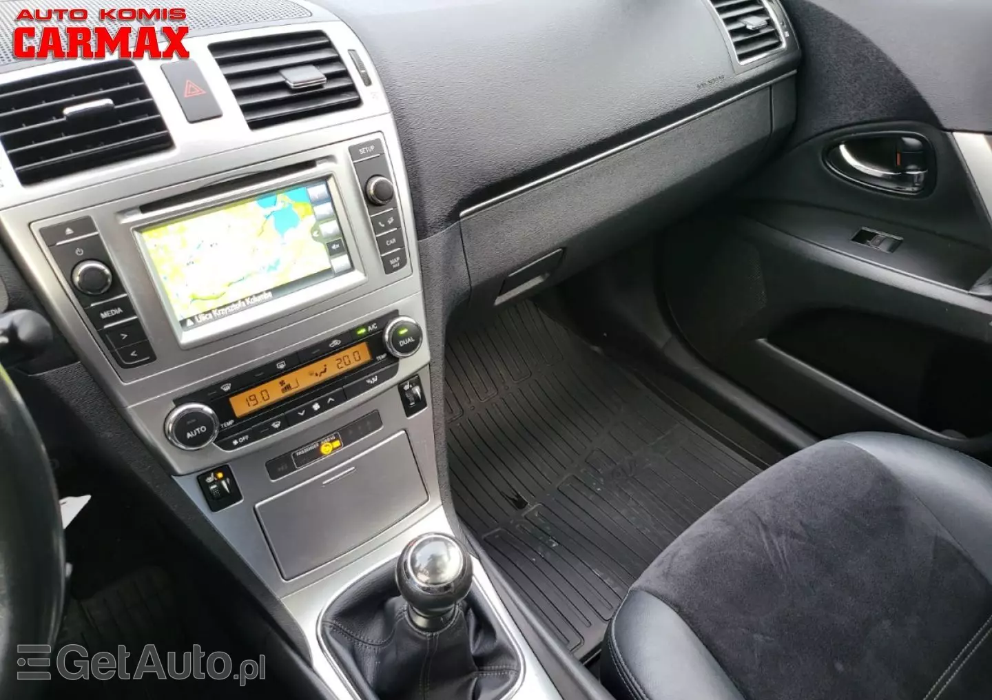 TOYOTA Avensis Touring Sports 1.8 Executive