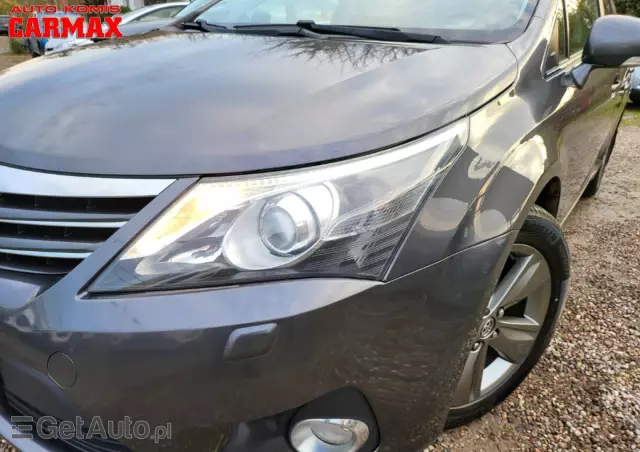 TOYOTA Avensis Touring Sports 1.8 Executive