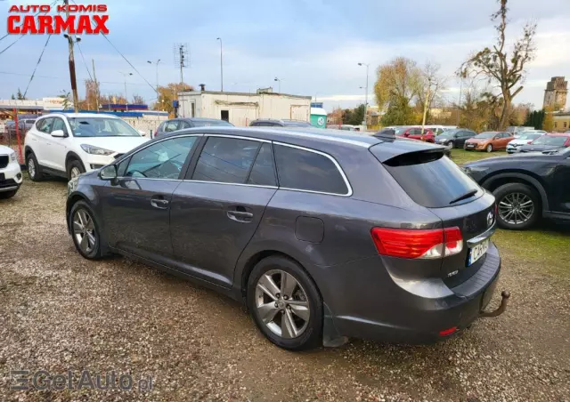 TOYOTA Avensis Touring Sports 1.8 Executive