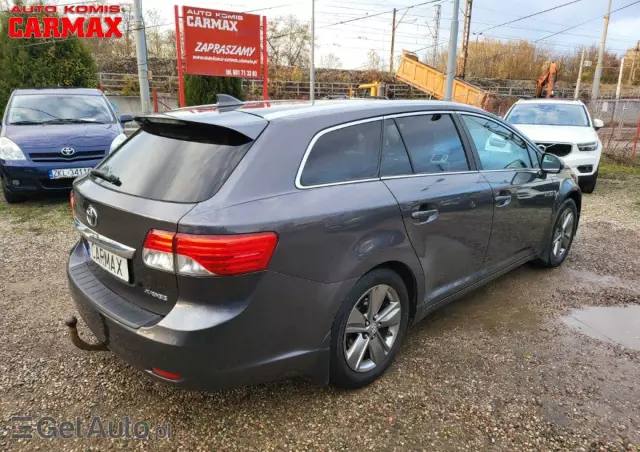 TOYOTA Avensis Touring Sports 1.8 Executive