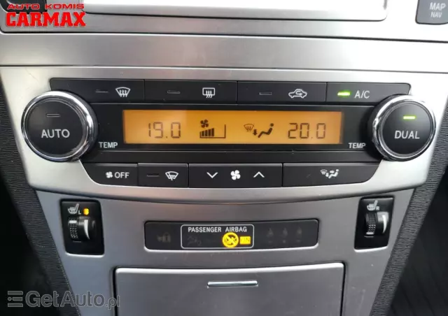 TOYOTA Avensis Touring Sports 1.8 Executive