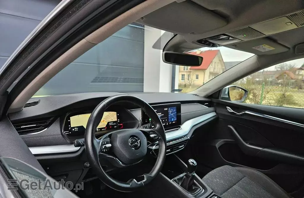 SKODA Octavia 