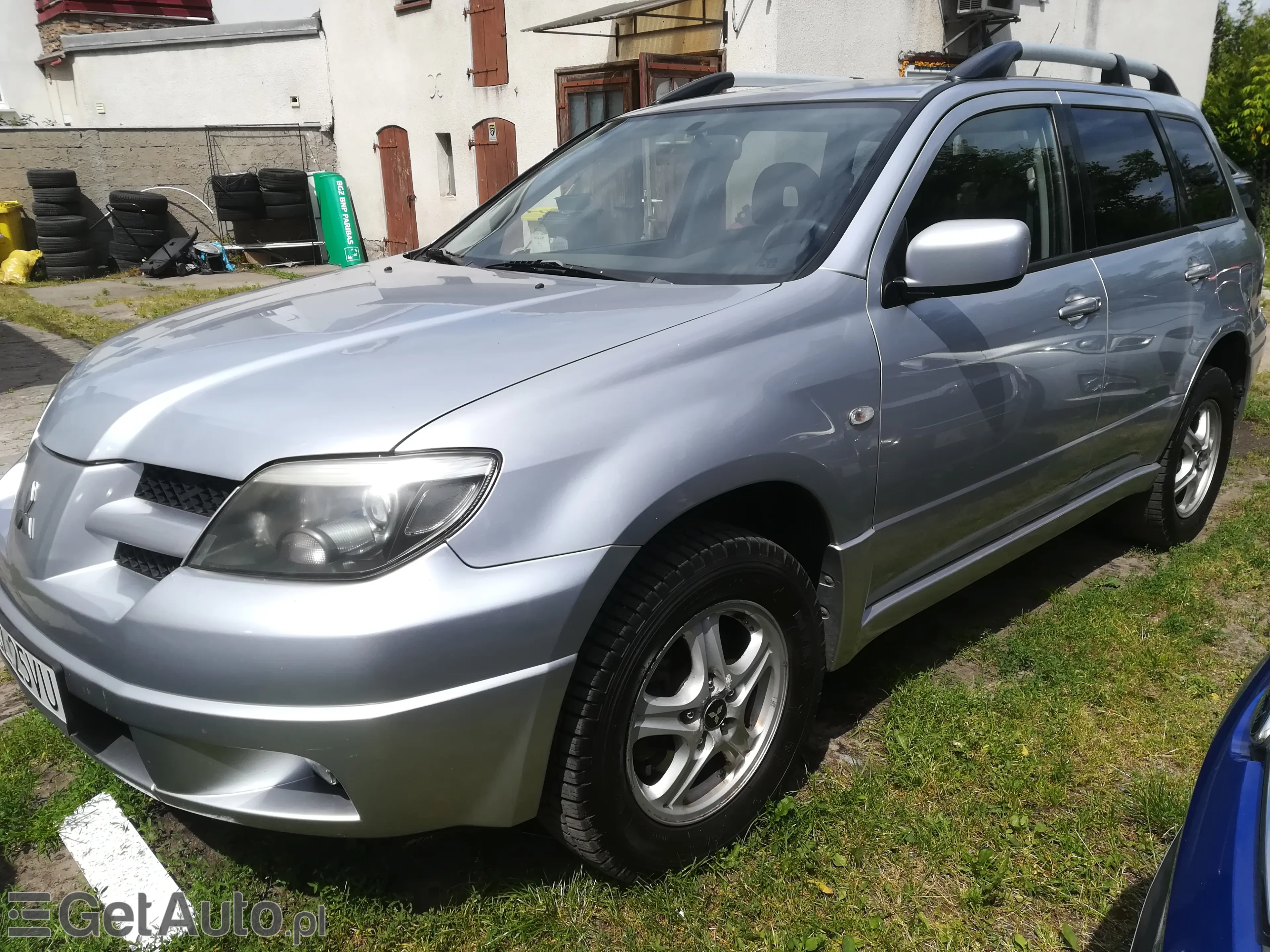 MITSUBISHI Outlander 