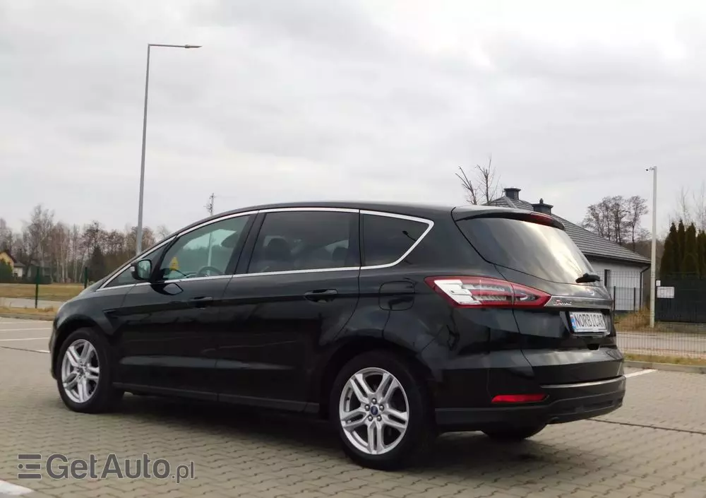 FORD S-Max 2.0 EcoBlue Titanium