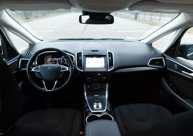 FORD S-Max 2.0 EcoBlue Titanium