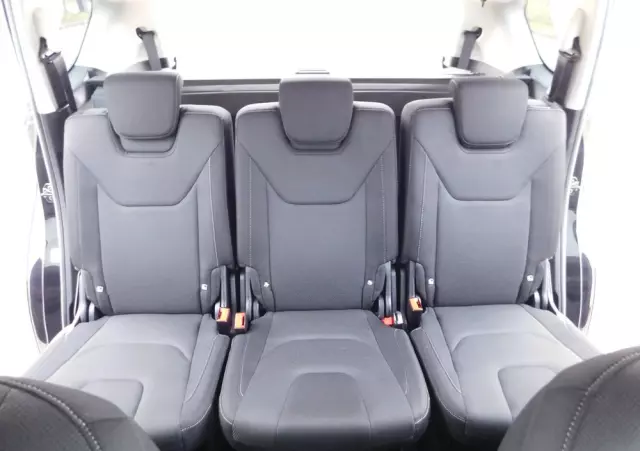 FORD S-Max 2.0 EcoBlue Titanium