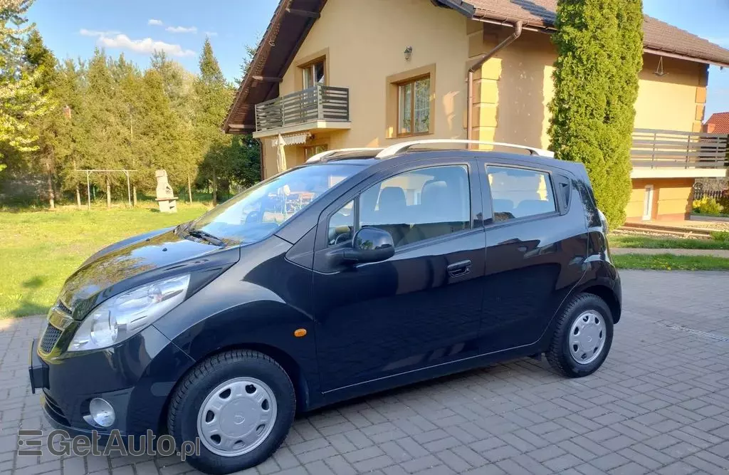 CHEVROLET Spark 