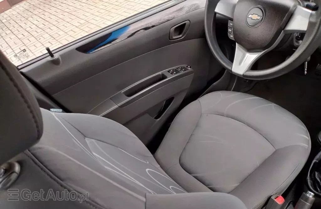CHEVROLET Spark 