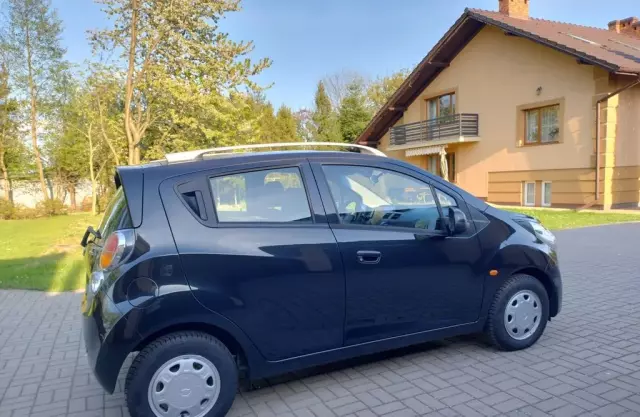 CHEVROLET Spark 