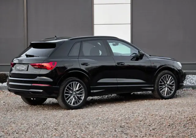 AUDI Q3 35 TDI Quattro S tronic S line