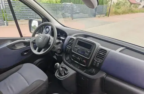 OPEL Vivaro 