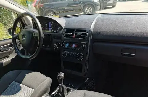 MERCEDES-BENZ Klasa A 