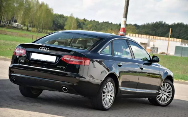 AUDI A6 