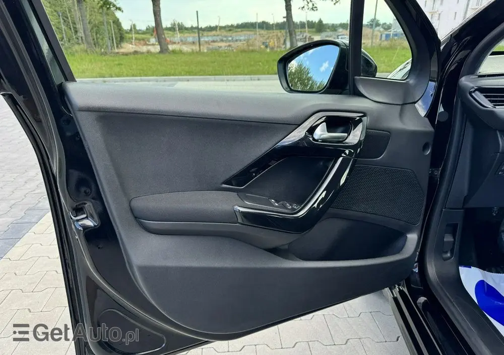 PEUGEOT 208 BlueHDi 100 Active