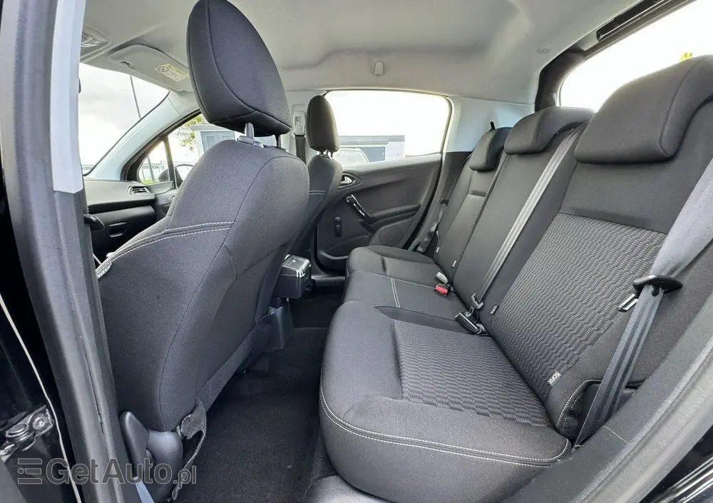 PEUGEOT 208 BlueHDi 100 Active