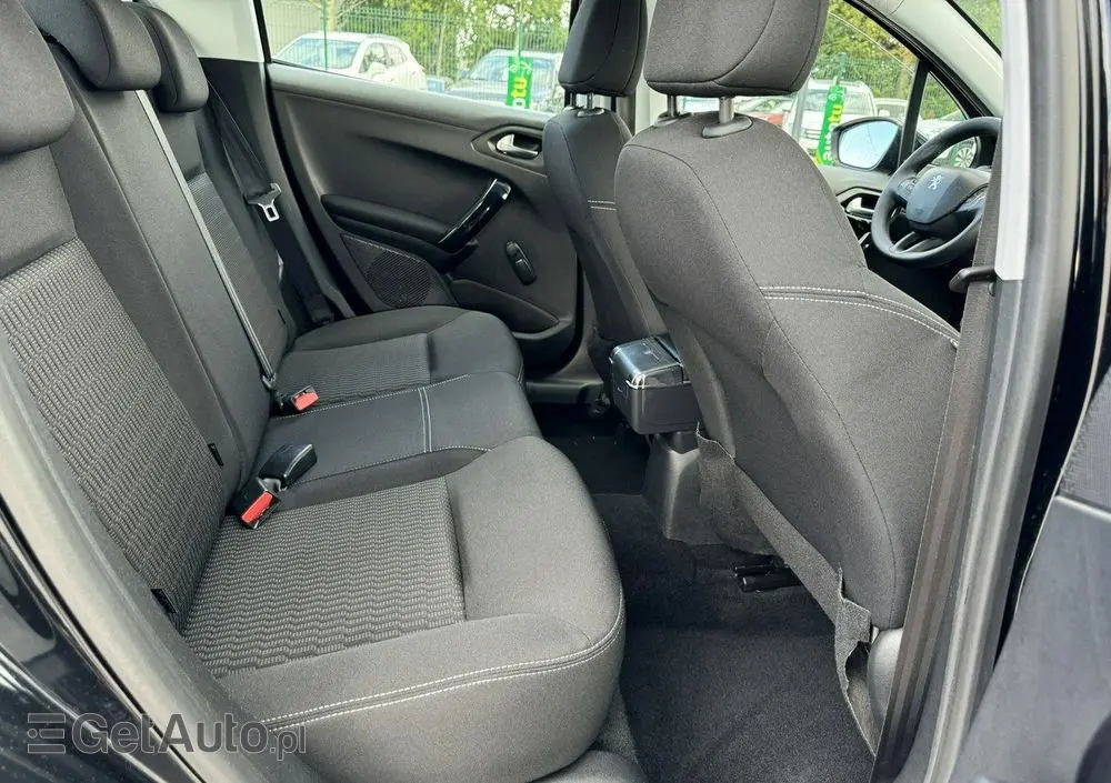 PEUGEOT 208 BlueHDi 100 Active