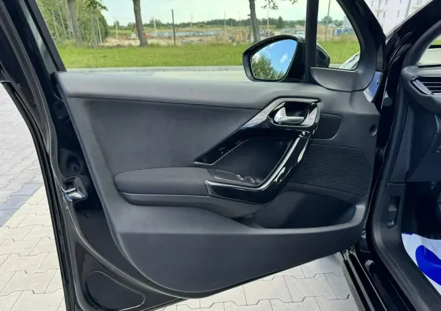 PEUGEOT 208 BlueHDi 100 Active