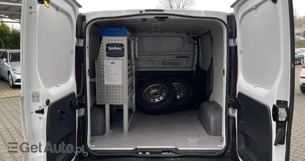 RENAULT Trafic Blaszak Zabudowa 