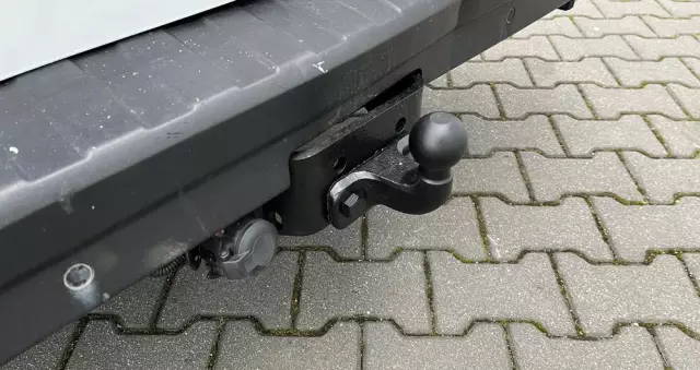 RENAULT Trafic Blaszak Zabudowa 