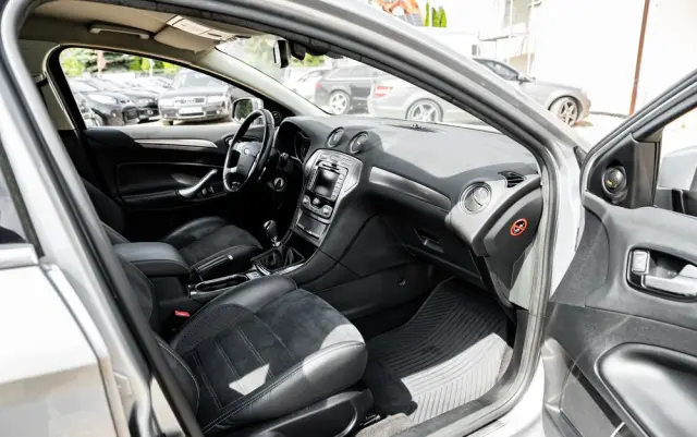 FORD Mondeo 2.5 Titanium X