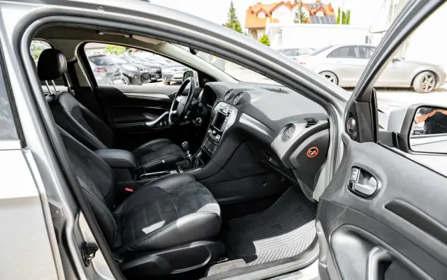 FORD Mondeo 2.5 Titanium X