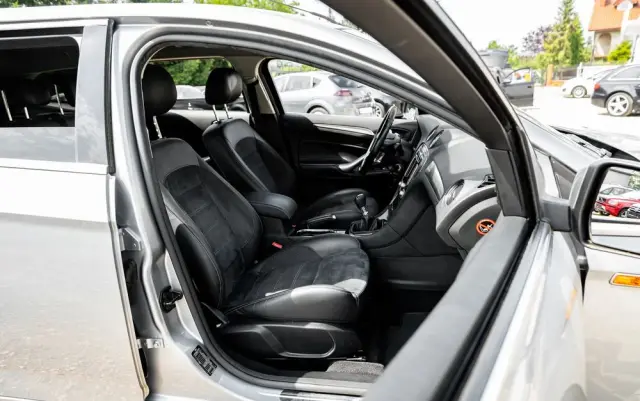 FORD Mondeo 2.5 Titanium X